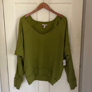 Free People off the shoulder long sleeve top. Size M. NWT.